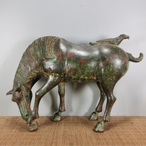 In the Han Dynasty bronze horses and eagles won antique collections old objects genuine second-hand antique bronzes