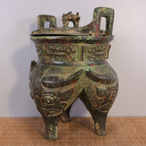 In the Western Zhou Dynasty bronze animal surface Ding antique collection old objects