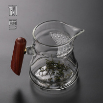 Japan-style heat resistant glass fair cup Tea leakage integrated crescent green tea with filter Gongfu tea tea set thickened sub-tea