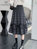 Fungus edge stitching skirt womens autumn and winter wear 2022 new design plaid high waist cover-span large swing skirt