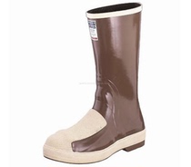 Honeywell 22206 neoprene safety protective boots