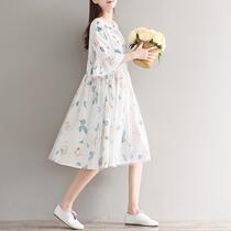 Pregnant women summer clothes 2021 new small fresh dress fashion tide mother loose out cotton and hemp printing summer tide mother