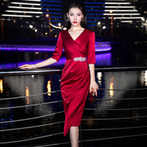 Evening dress women 2021 new autumn long high-end light luxury niche temperament noble red banquet dress