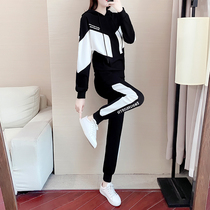 Spring and autumn thin sports leisure suit womens autumn and winter 2021 new Korean version of foreign style fashion sweater two-piece temperament