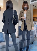 Net red black small suit jacket women 2021 Spring and Autumn New Korean version of casual fashion small man suit coat tide