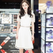 Lily Most Yang Mi star with the same white dress hollow lace slim temperament short-sleeved midi dress summer