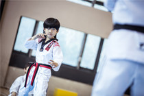 Lin Qiunan new clothing childrens beginner training clothing adult long sleeve short sleeve men and women cotton lifting Taekwondo clothing