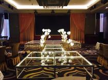 Piano platform wedding tempered glass floor wedding shop fitting table hotel catwalk table KTV bar