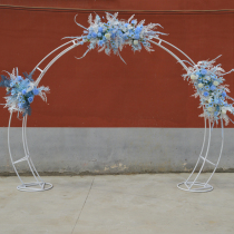 New wedding props Wrought iron bull horn door Ivory portal outside lawn Wedding hall arch frame Floral decoration decoration
