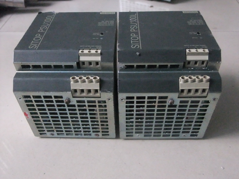 Disassemble the original Siemens SIEMENS Power Supply Siemens Power Switch Power Supply 220V 24V 20A