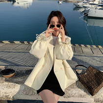 White blazer womens small autumn new 2021 wild design sense niche fried street net red small suit