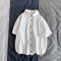 Summer thin short-sleeved shirt mens Korean version of the trend jacket loose and wild five-point sleeve clothes Striped half-sleeve shirt