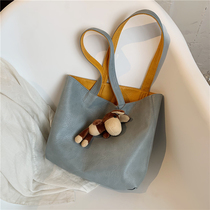 Korea ins niche design large capacity tote bag women bag 2021 New Tide fashion fashion fashion vintage shoulder bag