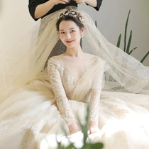 French light main wedding dress 2021 new bride long sleeve retro luxury design sense tailing court style high texture