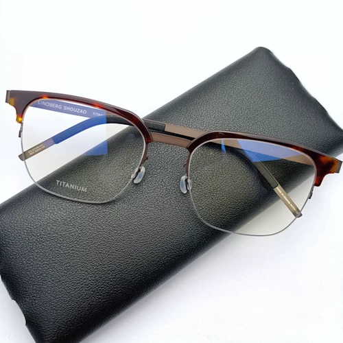 Большая рама, большая поверхность, Linde 9830 Ultra -Slight Pure Titanium Half -Frame Rame Brow рама мужская и женщина без винтовой конструкции Deng Ziqi та же модель