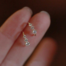 18K gold rose gold inlaid natural diamond gradient three-drill ear nail minimalist Joins wind advanced senses female earrings au750