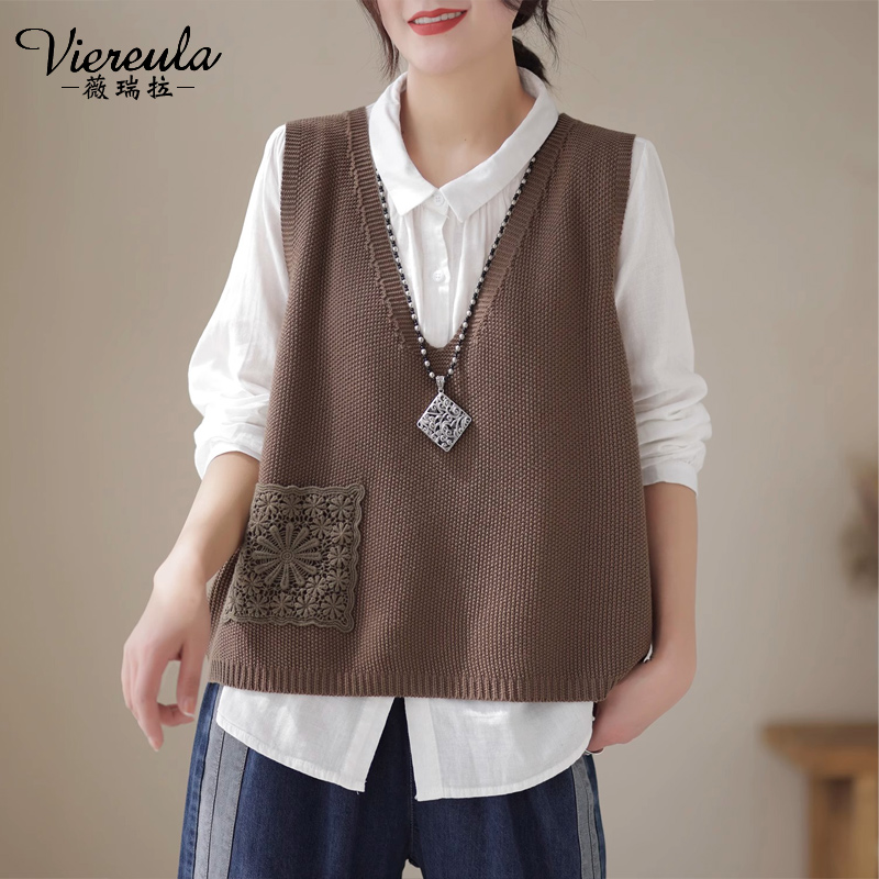 Knitted V-neck cardigan vest women's 2023 summer new artistic hollowed out pocket loose and versatile sleeveless vest