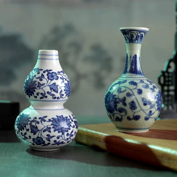 双青瓶　花瓶　中国美術　白磁 Amazon.co.jp: 景徳鎮の青と白の磁器の花瓶とベース、大きな