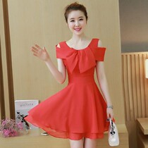 a2021 small dress shoulder European new spinning yarn womens summer