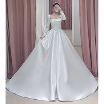 French satin light main wedding dress 2021 new autumn bride long sleeve temperament retro big tailing simple court style