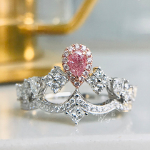 10 points natural pink diamond crown ring pink diamond ring 18K gold diamond drip shape baby female Net Red