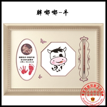 Tire painting Beijing door-to-door newborn haircut baby souvenir baby ox fetal hair painting chubby