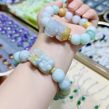 新作❣️天然A貨翡翠　金運⤴️黄貔貅&黄翡翠ブレスレット、レア黄瓢箪チャーム付き 新作❣️天然A貨翡翠 金運⤴️黄貔貅&黄翡翠ブレスレット、レア