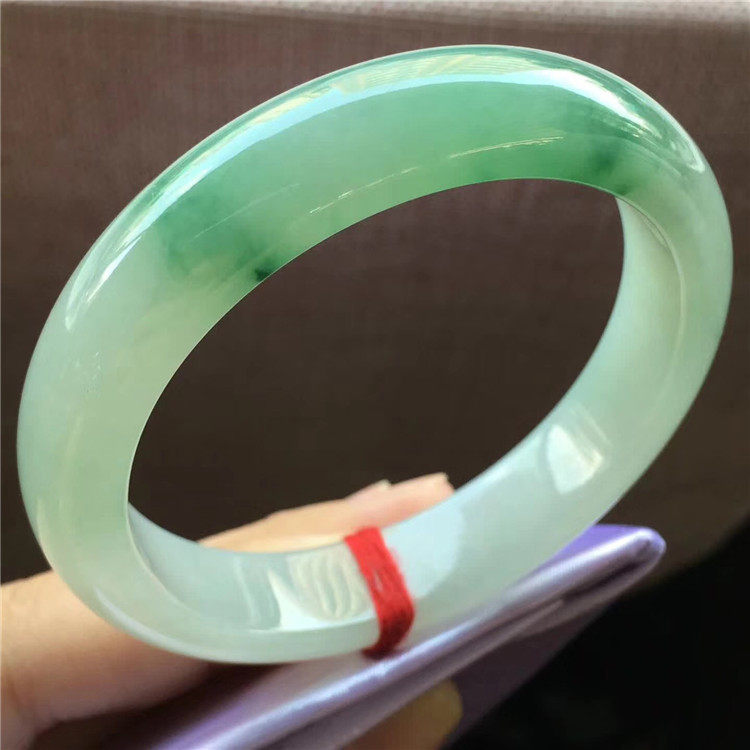 Jane Ann Emerald 56.3 Natural old pit ice species floating green jade jade bracelet Myanmar A goods jade yang green bracelet