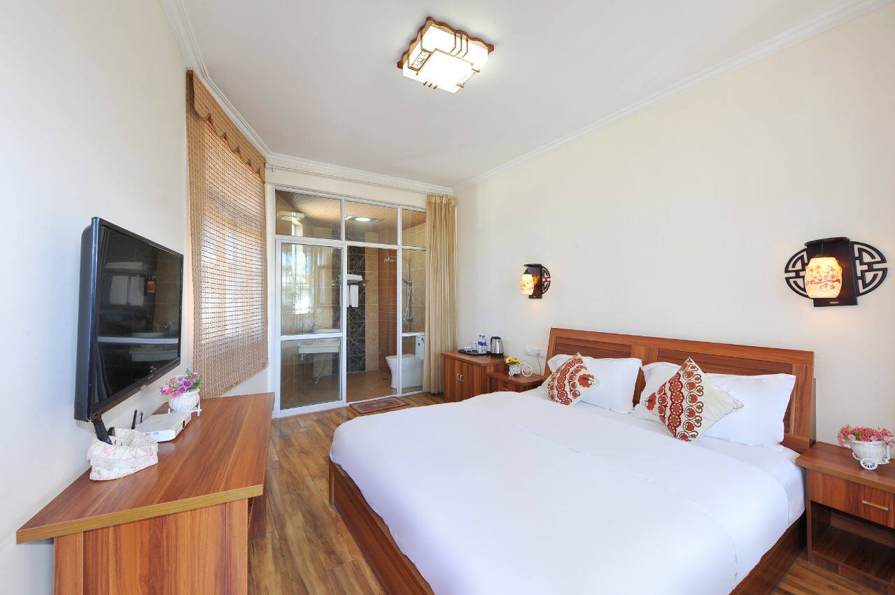 Dali Flower Rhythm Time Inn Special Bed Room