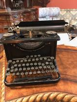American Pounds ㊣ antique fun antique home decoration collection chic antique vintage typewriter