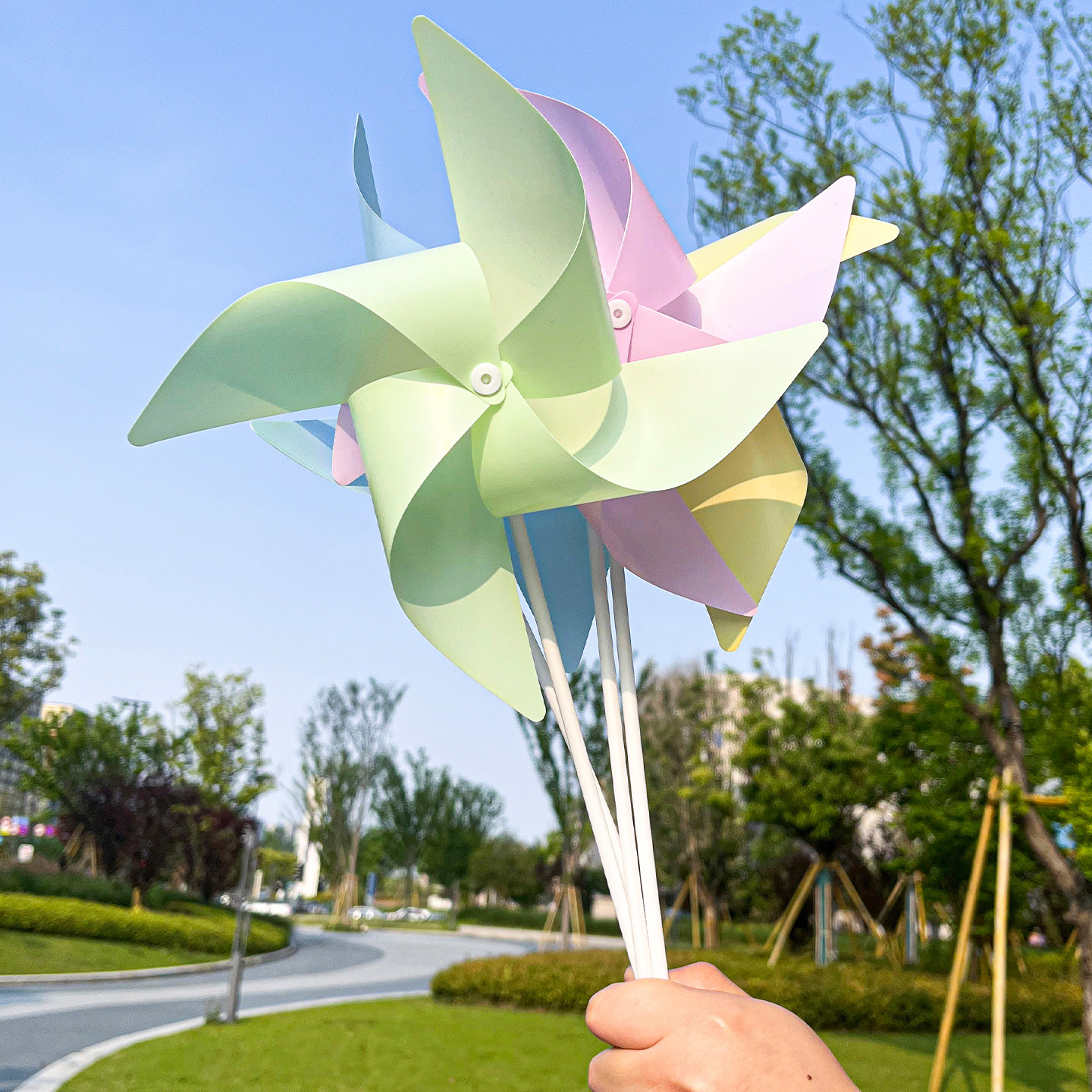 当非裔太阳宝宝卷入非议，政治正确真的正确吗？_搜狐网, image size:1440x1440