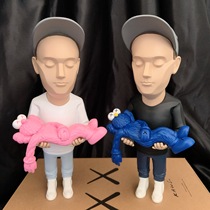 KAWS manager statue hand-run Tide brand doll model decorative doll furniture ornaments creative birthday gift