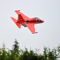 Model aircraft fixed wing remote control aircraft waist push like a real fighter yak130 magic board pp board material is good flying and resistant to fall