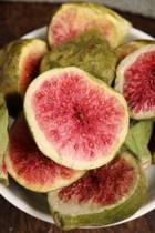 New freeze-dried figs bulk dehydrated ready-to-eat fresh baked snowflakes crispy slices preserved fruit snacks