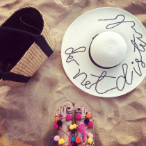 BAIGNADE ▲ English letter big brimmed hat hand woven straw hat children seaside holiday sunshade beach hat