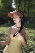 T Zhang Zhixuans best sun protection belt with the best hair straw hat did not one 22072302