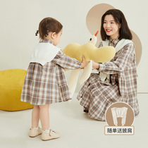 Ah Mimis parent-child dress to turn the ocean qi 2022 Spring new female baby girls girlfriend Honey dress pure cotton soft dress