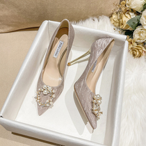 2021 New Pearl pointed champagne wedding shoes Bride wedding dress not tired feet crystal high heels female heel