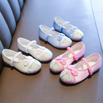  Old Beijing childrens baby cloth shoes New girls embroidered shoes dance shoes costume Chinese style Hanfu shoes summer