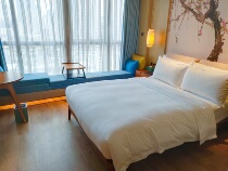 Howard Johnson Taohua River Hotel Guangzhou Superior City View King Room